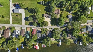 Experience elevated lakefront living on the prestigious Barbee - photo 3