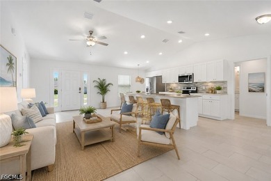 NOT A FLOOD ZONE! 4 bedroom, 3 full baths (2 are ensuite) great - photo 6