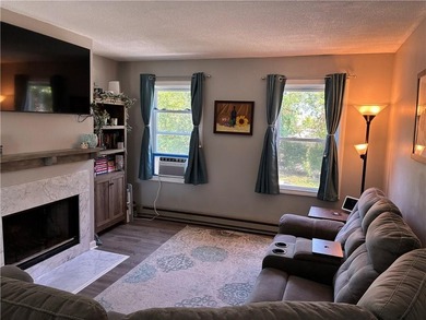 A great Town Home at a Great Price! 2 beds, 2 1/2 baths. Lower - photo 10