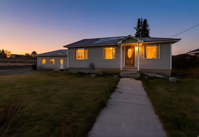 Great property with endless possibilities! Zoned for both - photo 1
