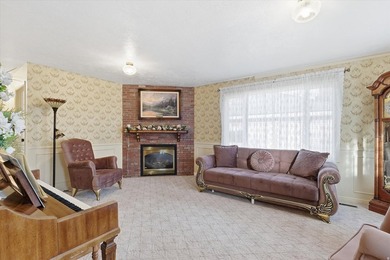 Great property with endless possibilities! Zoned for both - photo 5