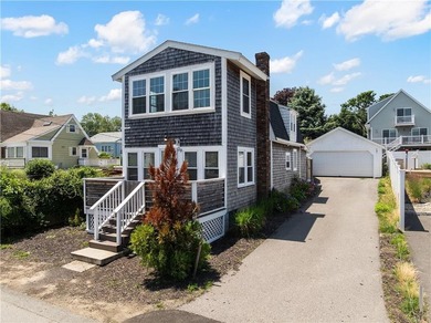Welcome to your own seaside escape! Perfectly positioned across - photo 2