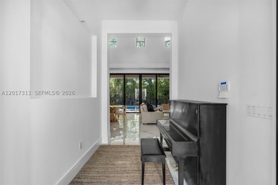 Sophisticated, modern 2019 built Coral Gables residence offering - photo 8