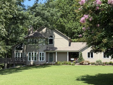 (private lake, pond, creek) Home For Sale in Russell Springs Kentucky