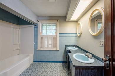 Welcome to 239 Navarre Road in Rochester, NY. Located on a quiet - photo 23
