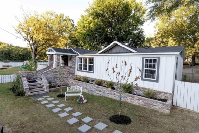 Lake Home For Sale in Hot Springs, Arkansas