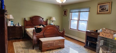 This is a Lovely U-Shaped Sprawling Ranch on over an acre of - photo 7
