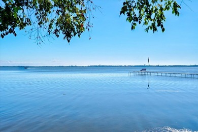 Discover a rare opportunity on Lake Mendota nestled in the 2nd - photo 4