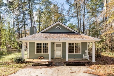 Lake Home Sale Pending in Snellville, Georgia