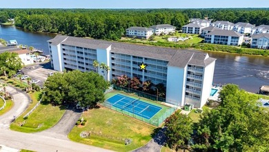 Waterfront luxury meets pristine modern design in this - photo 1