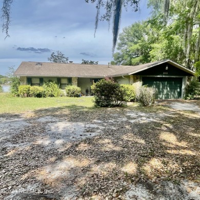 Lake Home Sale Pending in Interlachen, Florida