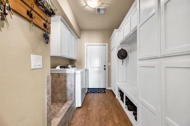 Like-new custom-built 3-bedroom, 2-bath home in the highly - photo 12