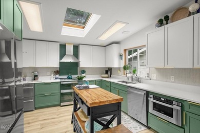 Discover your dream home in this beautifully cared-for - photo 14