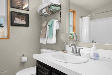 Discover your dream home in this beautifully cared-for - photo 18