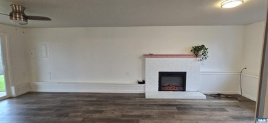 Remodeled in 2022, this pristine split-level home offers sublime - photo 29