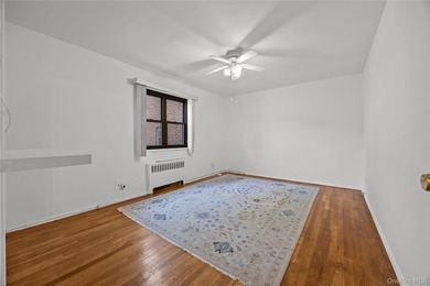 Clearview Gardens | Whitestone, Queens Welcome Home to Unit 6-89 - photo 9