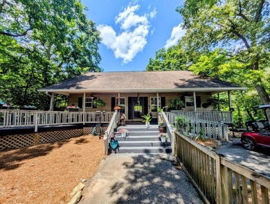 Lake Home For Sale in Hiawassee, Georgia