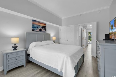 Wake up to the sound of waves and sweeping ocean views from this - photo 3