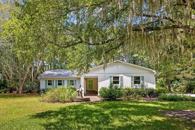 Lake Home For Sale in Pawleys Island, South Carolina