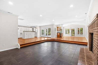 Uncommon opportunity in River Oaks Estates, off Waverly Road - photo 6