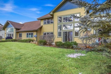 Laura Daniels, Team Pagosa Realty Group, C:,,: Good size unit! - photo 11