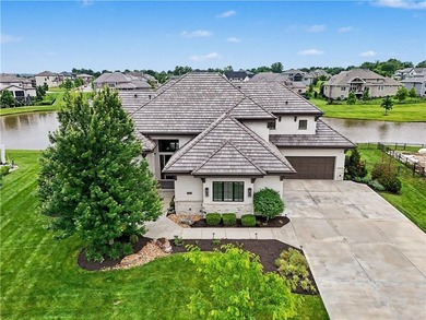 Welcome to this breathtaking modern home in the secluded enclave - photo 1