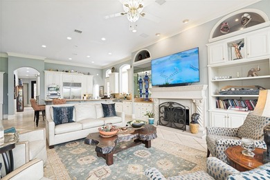 Beautiful Mediterranean Style Villa located in a private - photo 16