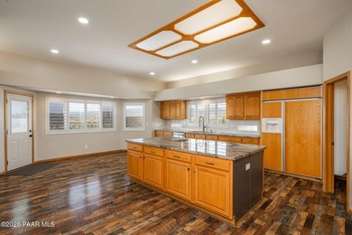 Custom home that is approximately 6784 sqft, with a gated - photo 19