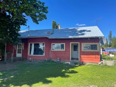 Lake Roosevelt - Stevens County Home For Sale in Kettle Falls Washington