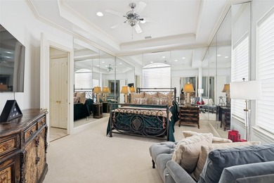 Beautiful Mediterranean Style Villa located in a private - photo 29