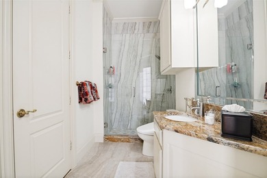 Beautiful Mediterranean Style Villa located in a private - photo 31