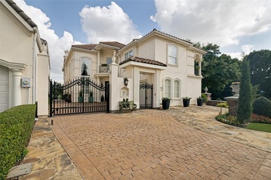 Beautiful Mediterranean Style Villa located in a private - photo 37