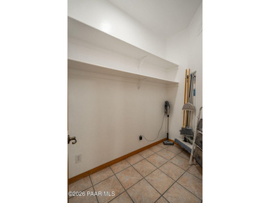 Custom home that is approximately 6784 sqft, with a gated - photo 49