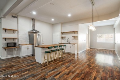 Custom home that is approximately 6784 sqft, with a gated - photo 56