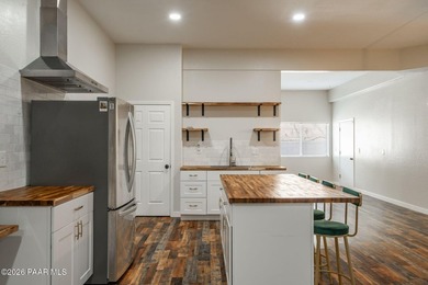 Custom home that is approximately 6784 sqft, with a gated - photo 57