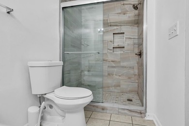 Convenience meets value in this updated first-floor 2 bedroom, 2 - photo 5