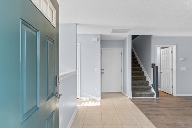 This spacious townhome features three bedrooms, two full baths - photo 4