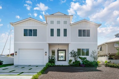 Welcome to paradise at 117 Leoni Drive in the exclusive Venetian - photo 1