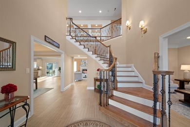 Discover exceptional comfort and timeless style in this - photo 2
