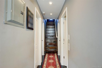 Experience the pinnacle of convenience in this beautifully - photo 12