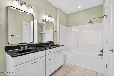 Upgraded Premium 1 Yr Home Warranty Included! You'll love coming - photo 16