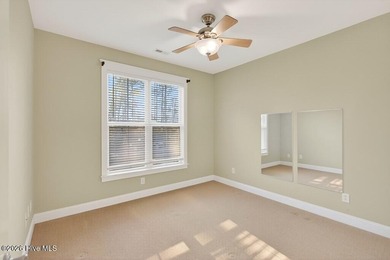 Upgraded Premium 1 Yr Home Warranty Included! You'll love coming - photo 18