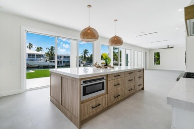 Welcome to paradise at 117 Leoni Drive in the exclusive Venetian - photo 9