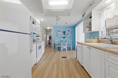 BEAUTIFULLY FURNISHED AND DECORATED--AND IT'S ALL INCLUDED!!! - photo 10