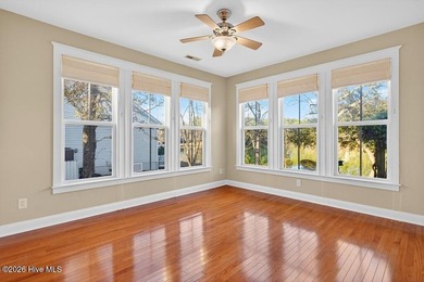 Upgraded Premium 1 Yr Home Warranty Included! You'll love coming - photo 21