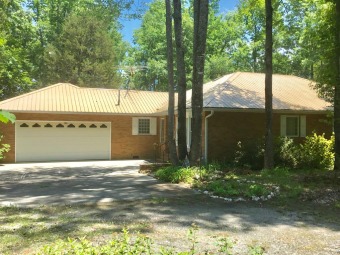 Lake Murray Home Sale Pending in Saluda South Carolina