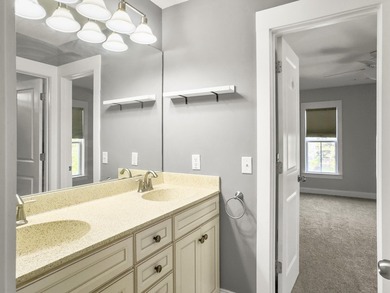 MASTER DOWN PLUS JACK & JILL BATH & A 2ND GUEST BATH UPSTAIRS - - photo 34