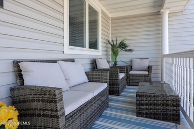 Completely renovated from top to bottom and perfectly positioned - photo 6
