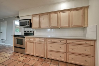 !SELLER TO PAY HIDEAWAY INITIATION FEE WITH ACCEPTABLE OFFER! - photo 8