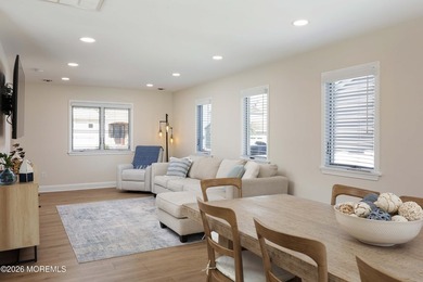 Completely renovated from top to bottom and perfectly positioned - photo 9